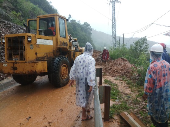 Mưa lớn trên diện rộng, Quảng Trị di dời khẩn cấp hàng trăm hộ dân ảnh 1
