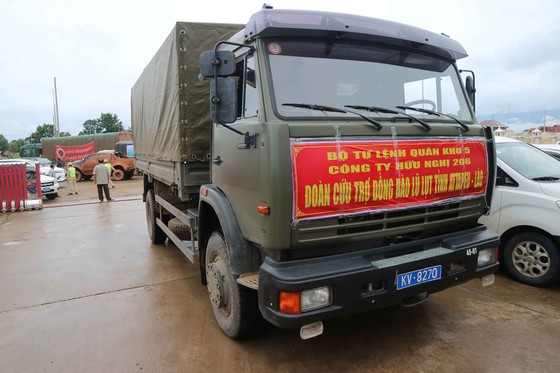 Gian nan đường tiếp tế vào khu vực bị vỡ đập thủy điện ở Lào ảnh 2