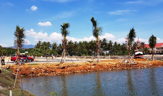 Cam Lâm có nguy cơ thành 'điểm nóng' bất động sản ảnh 1