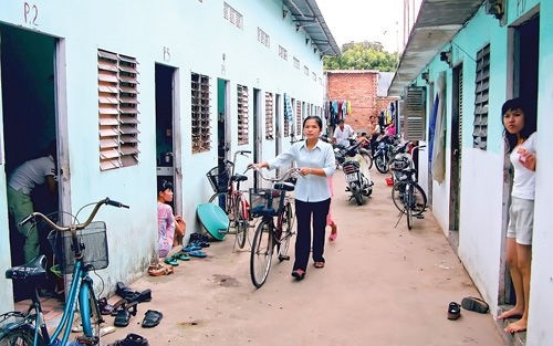 Thu nhập trung bình 5,5 triệu nhưng chi tiêu trên 7 triệu đồng/tháng, nhiều lao động bức xúc ảnh 2
