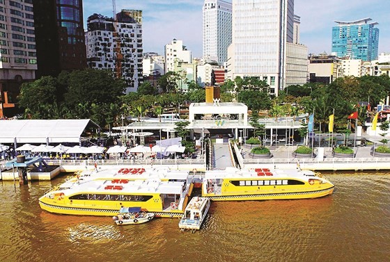 Tọa đàm “Phát triển đường thủy gắn với sản phẩm du lịch TPHCM“ ảnh 10