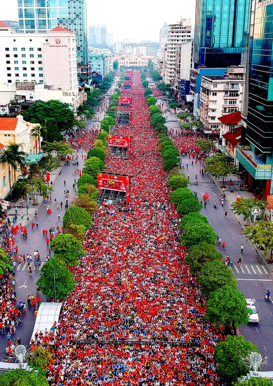 Thành phố đầu tàu ảnh 7