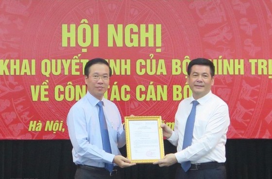 Ban Tuyên giáo Trung ương triển khai quyết định của Bộ Chính trị về công tác cán bộ ảnh 1