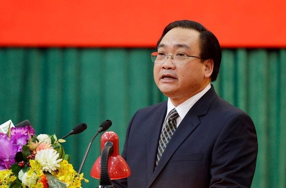 Bộ Chính trị chỉ định đồng chí Vương Đình Huệ giữ chức Bí thư Thành ủy Hà Nội ảnh 2