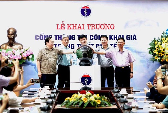 Công khai minh bạch giá thiết bị y tế làm lành mạnh thị trường ảnh 2