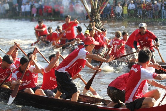Sôi nổi hội đua trải đầu xuân ảnh 3