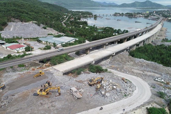 Đào thông hầm bộ Hải Vân 2 dài 6,2km ảnh 4