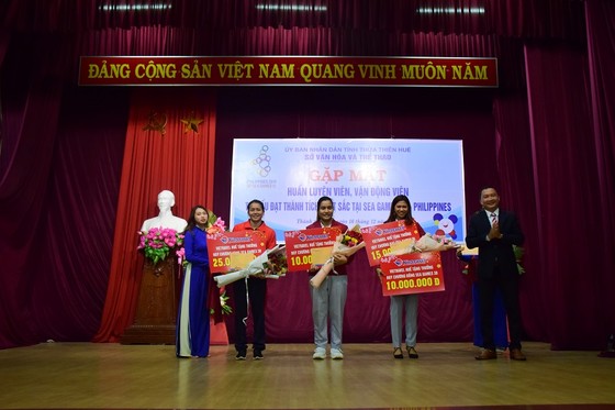 Chủ tịch UBND tỉnh Thừa Thiên – Huế yêu cầu bố trí công việc thuận lợi cho các VĐV xuất sắc ảnh 3
