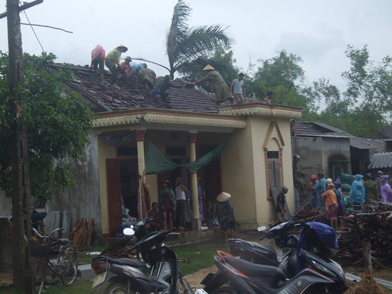 Những thiệt hại ban đầu bão số 4 gây ra tại Quảng Trị, Hà Tĩnh. ảnh 6
