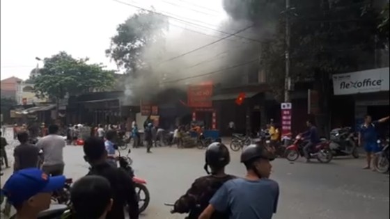 Cháy lớn tại Hà Tĩnh, nhiều nhà dân cùng tài sản bị thiêu rụi ảnh 8