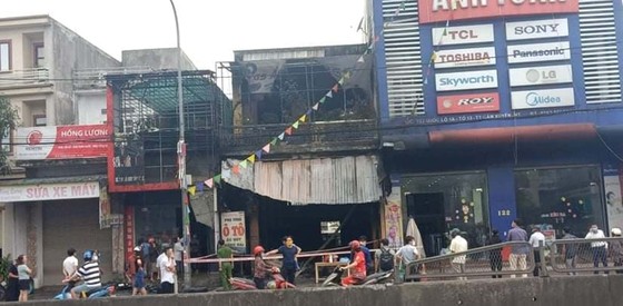 Cháy cửa hàng sửa chữa, kinh doanh thiết bị ô tô khiến 2 người tử vong ảnh 3