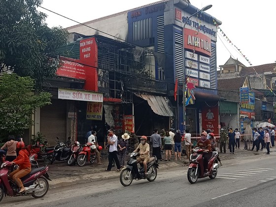 Cháy cửa hàng sửa chữa, kinh doanh thiết bị ô tô khiến 2 người tử vong ảnh 6