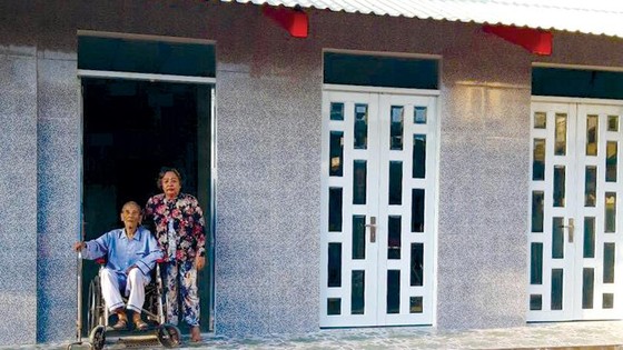 Quay lại là bờ ảnh 1