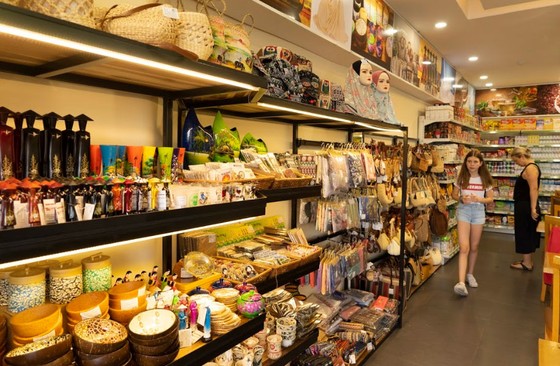 Khai trương cửa hàng Satrafoods đầu tiên đạt chuẩn Halal ảnh 2