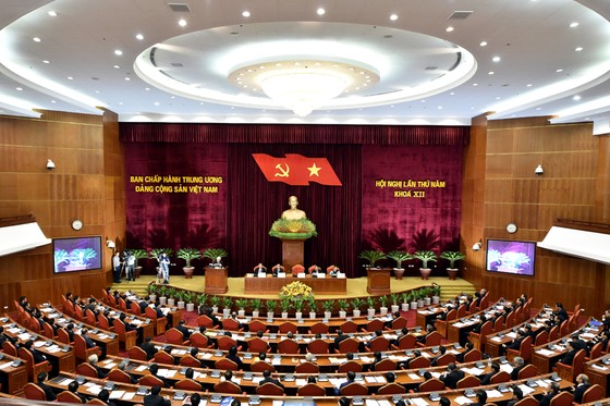 Tiếp tục hoàn thiện thể chế kinh tế thị trường định hướng xã hội chủ nghĩa ảnh 1