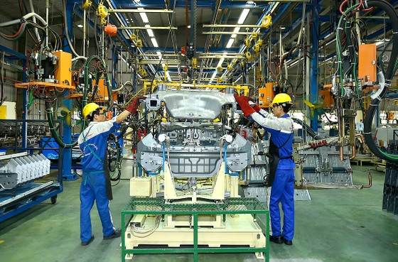 Đẩy mạnh đầu tư sản xuất ô tô ảnh 1