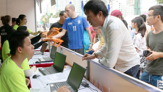 Sôi động Cuộc thi Marathon Quốc tế Đà Nẵng 2017 ảnh 1