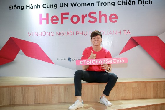 Dàn sao Việt cùng tham gia chương trình tập huấn nhằm thúc đẩy bình đẳng giới ảnh 13