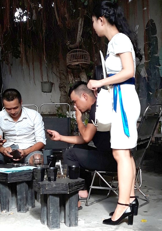 Nhiều quy định pháp luật về môi trường chưa đi vào cuộc sống ảnh 1
