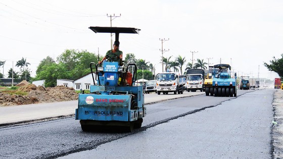 Long An thu hút đầu tư vào lĩnh vực công nghiệp ảnh 1