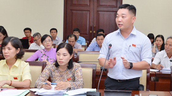 Giám đốc Sở TN – MT hẹn trả lời sau về nguyên nhân ô nhiễm Kênh Ba Bò ảnh 1