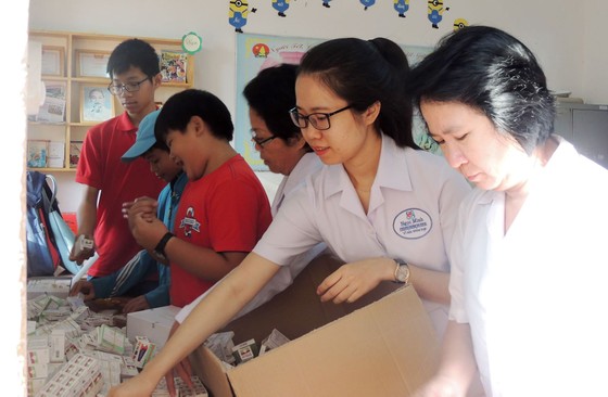 Khám bệnh miễn phí và tặng quà đồng bào tại Đắk Nông ảnh 8