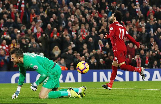 Leicester bất ngờ đánh bại Man.City 2 - 1, Liverpool tiếp tục bay cao ảnh 1