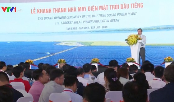 Khánh thành nhà máy điện mặt trời lớn nhất Đông Nam Á ảnh 1