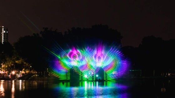 “Đầm Sen by night” và màn hình nước 3D khổng lồ ảnh 4