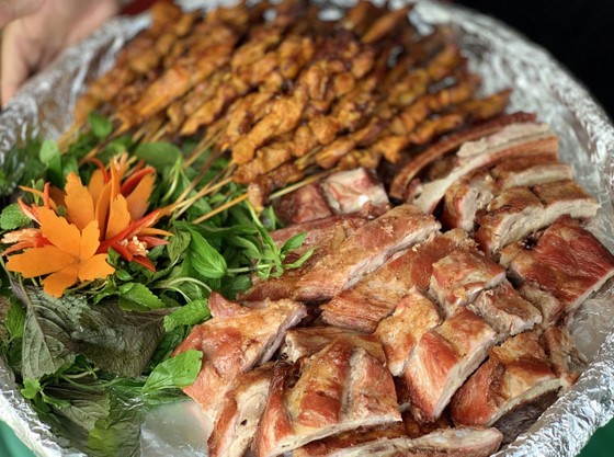 Saigontourist giới thiệu tinh hoa ẩm thực Việt Nam tại Lễ hội TPHCM - Phát triển và Hội nhập 2019 ảnh 3