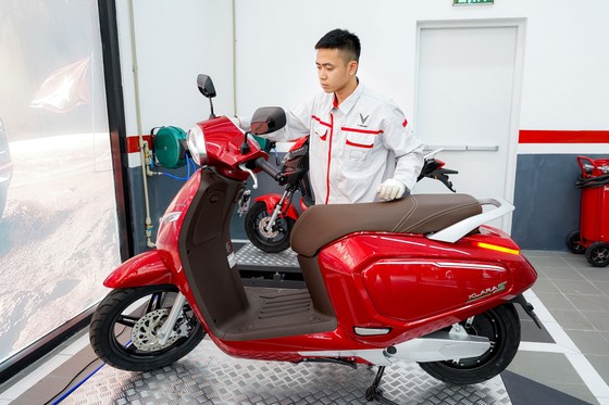 VinFast khai trương 18 xưởng dịch vụ trên toàn quốc ảnh 1