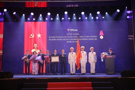 TPBank tổ chức kỷ niệm 10 năm thành lập và đón nhận Huân chương lao động Hạng Ba ảnh 2