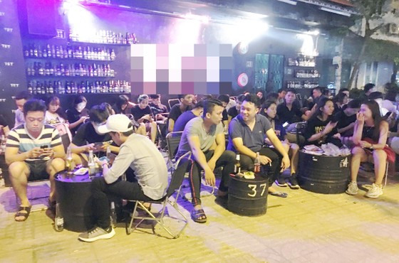 Đã uống rượu bia, không lái xe! - Không tiếp tục thói quen xấu và phạm luật ảnh 1