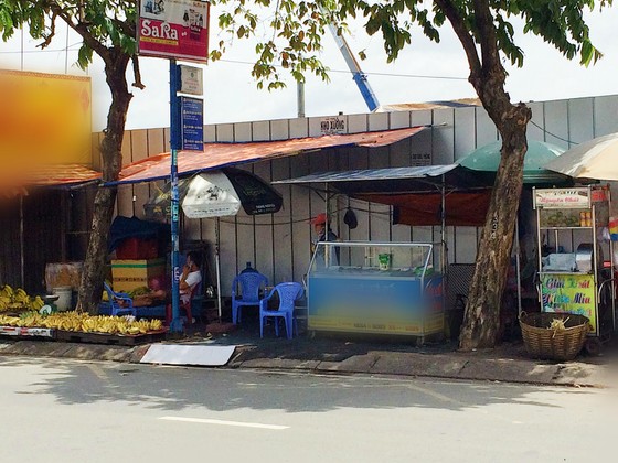 Nhếch nhác trạm dừng, nhà chờ xe buýt ảnh 6