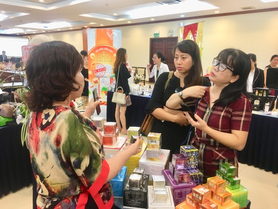 Xử phạt nặng, đẩy lùi hàng giả, hàng nhập lậu ảnh 1