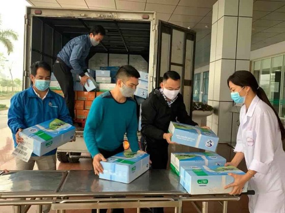 Bình tĩnh, đoàn kết bước qua dịch bệnh ảnh 1