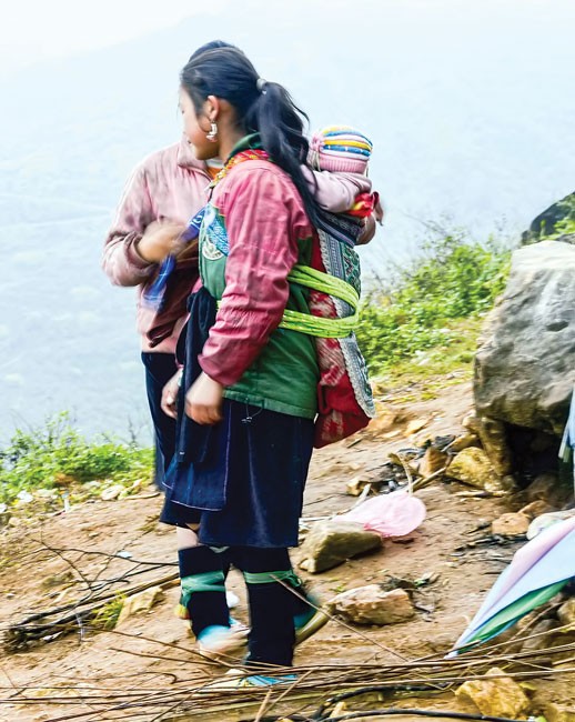 Phía sau một Sapa hoa lệ ảnh 5
