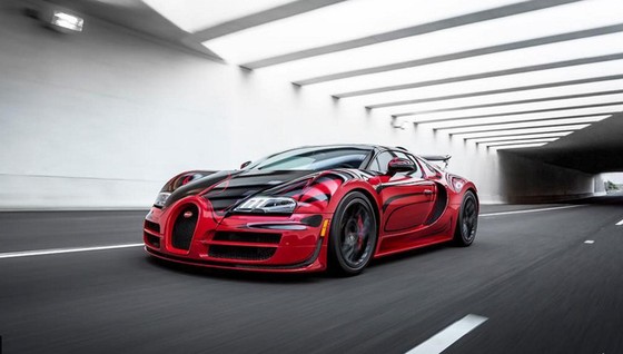 Hé lộ bộ sưu tập siêu xe cực khủng của chủ nhân chiếc Bugatti Chiron đang gây xôn xao mạng xã hội - Ảnh 2. Hé lộ bộ sưu tập siêu xe cực khủng của chủ nhân chiếc Bugatti Chiron đang gây xôn xao mạng xã hội - Ảnh 2.