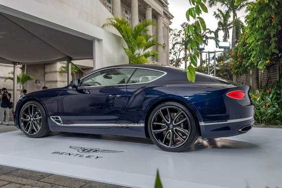 Coupe hạng sang Bentley Continental GT 2018 hăm hở ra mắt nhà giàu Đông Nam Á - Ảnh 2. Coupe hạng sang Bentley Continental GT 2018 hăm hở ra mắt nhà giàu Đông Nam Á - Ảnh 2.