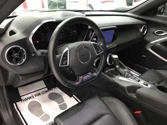 Thêm hàng hiếm Chevrolet Camaro RS 2017 được đưa về nước, trang bị thêm mâm độ của Ruff - Ảnh 7. Thêm hàng hiếm Chevrolet Camaro RS 2017 được đưa về nước, trang bị thêm mâm độ của Ruff - Ảnh 7.