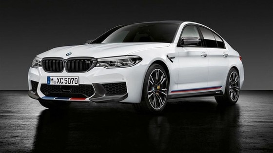 Những điều thú vị của BMW M5 Performance mới ra mắt Những điều thú vị của BMW M5 Performance mới ra mắt
