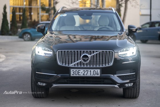 Volvo XC90 - hương vị lạ từ Thuỵ Điển có làm nên chuyện ở Việt Nam? - Ảnh 3. Volvo XC90 - hương vị lạ từ Thuỵ Điển có làm nên chuyện ở Việt Nam? - Ảnh 3.