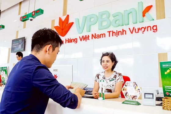 Giảm bán buôn, tăng bán lẻ ảnh 1