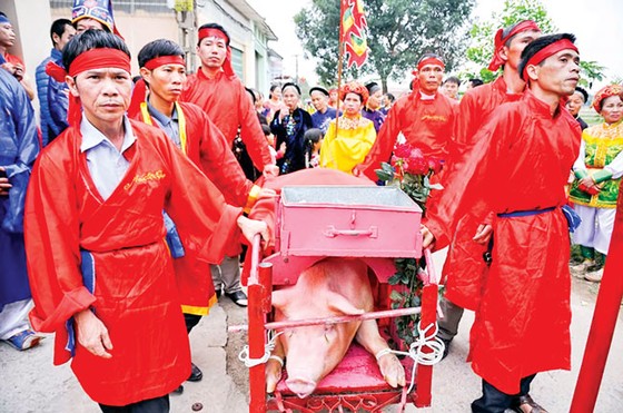 Vào mùa lễ hội (B2): Lo ngại hành chính hóa lễ hội ảnh 1