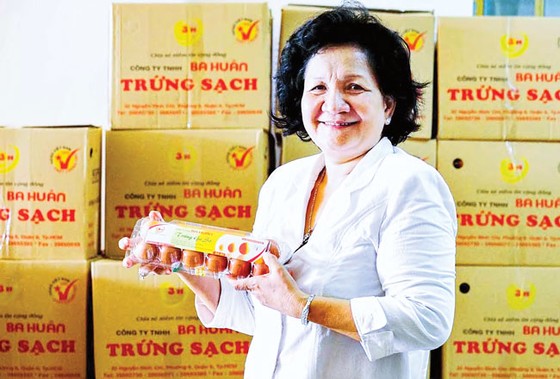 Bà Phạm Thị Huân, TGĐ Cty Ba Huân: Tuổi đời lớn nhưng đam mê rất trẻ ảnh 1
