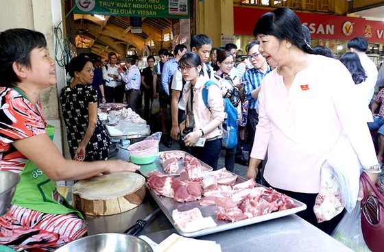 Cuối năm “nóng” chuyện thực phẩm bẩn - Bài 1: Thực phẩm bẩn bủa vây mùa giáp tết ảnh 2