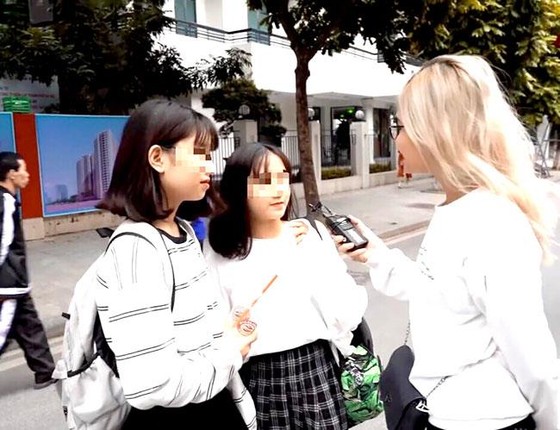 Kiếm tiền bằng video clip phản cảm ảnh 1