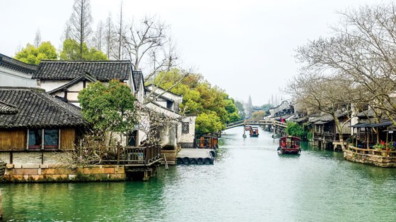Thủy trấn thơ mộng ở Chiết Giang ảnh 1