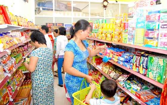 Cạnh tranh cửa hàng tiện lợi: Không có cửa cho người yếu thế ảnh 1