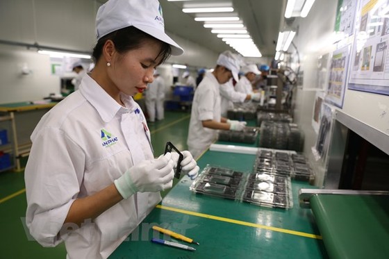 Xuất khẩu của nhóm hàng công nghiệp chế biến đem về gần 183 tỷ USD hình ảnh 1 Xuat khau cua nhom hang cong nghiep che bien dem ve gan 183 ty USD hinh anh 1
